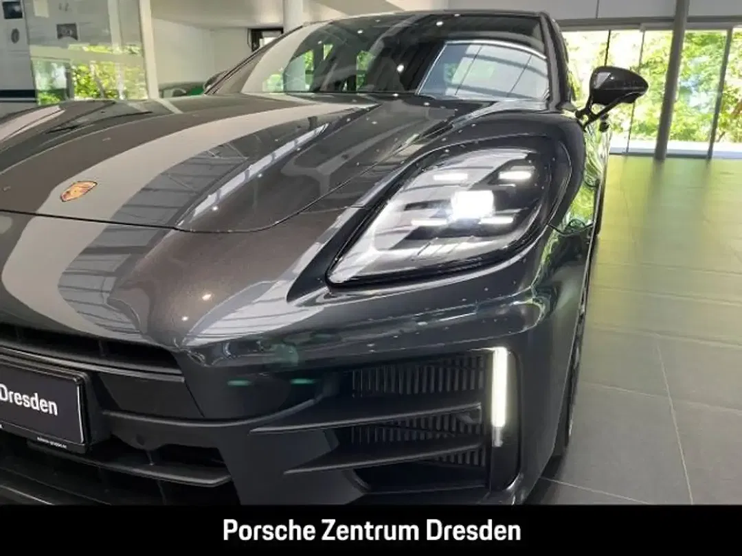 Porsche Panamera - Thumbnail 12