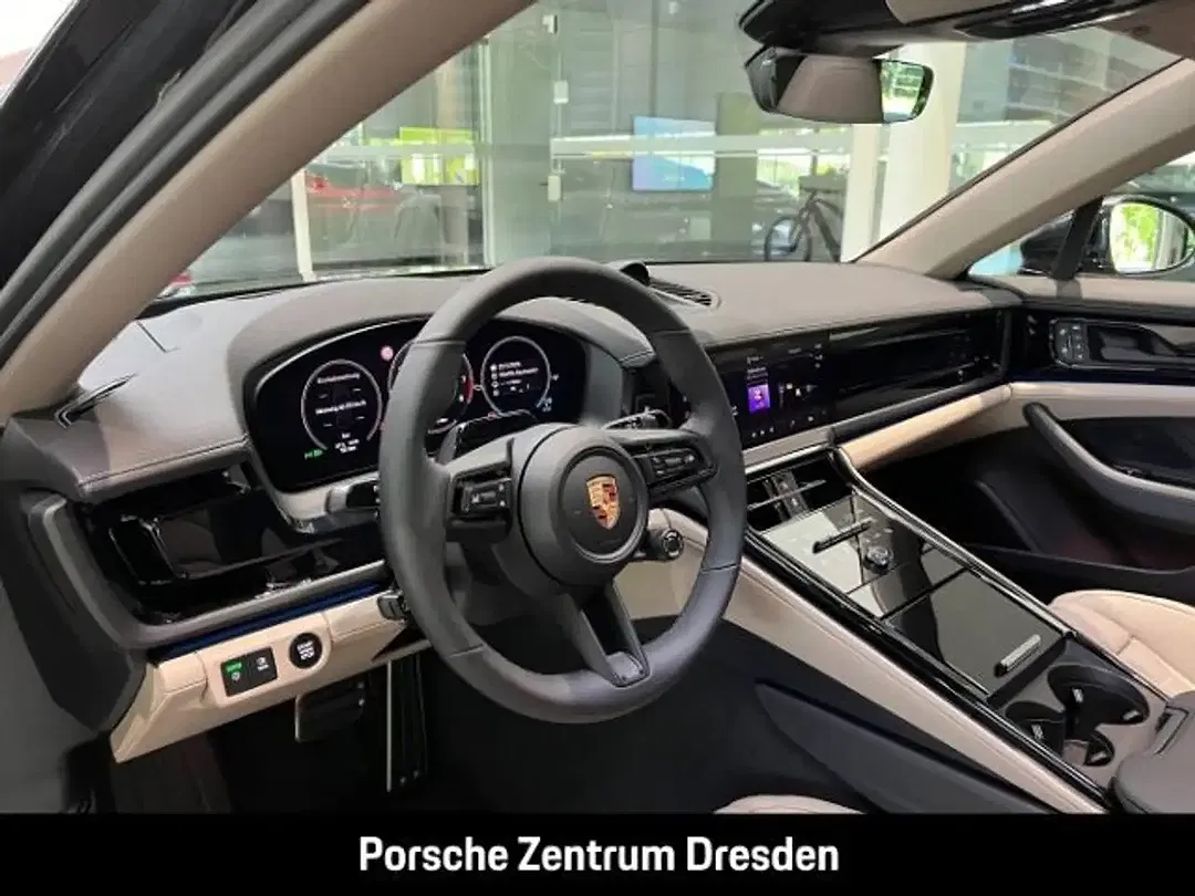 Porsche Panamera - Thumbnail 4