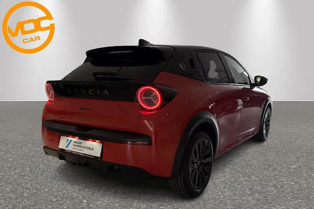 Lancia Ypsilon - Thumbnail 3
