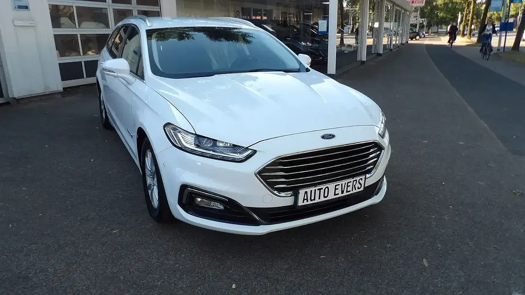Ford Mondeo Hybrid AUT
