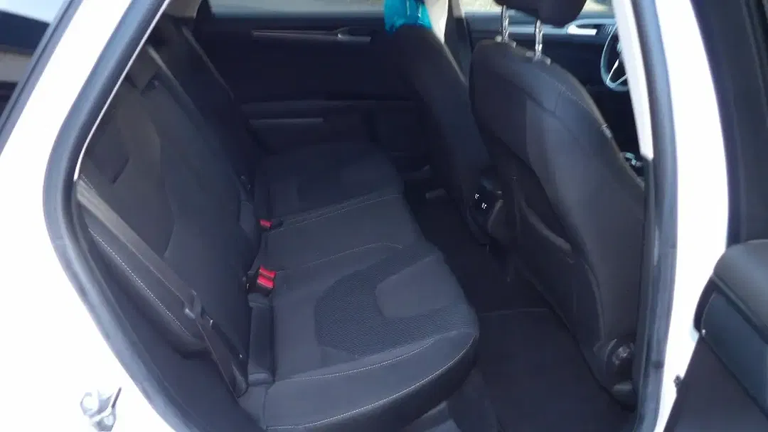 Ford Mondeo - Thumbnail 11