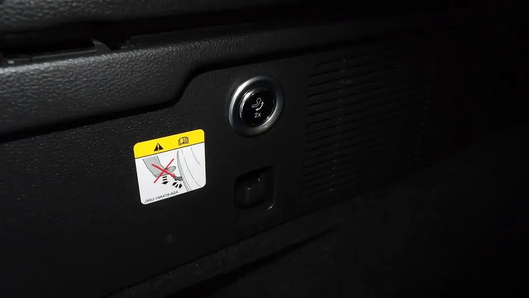 Ford Mondeo - Thumbnail 13