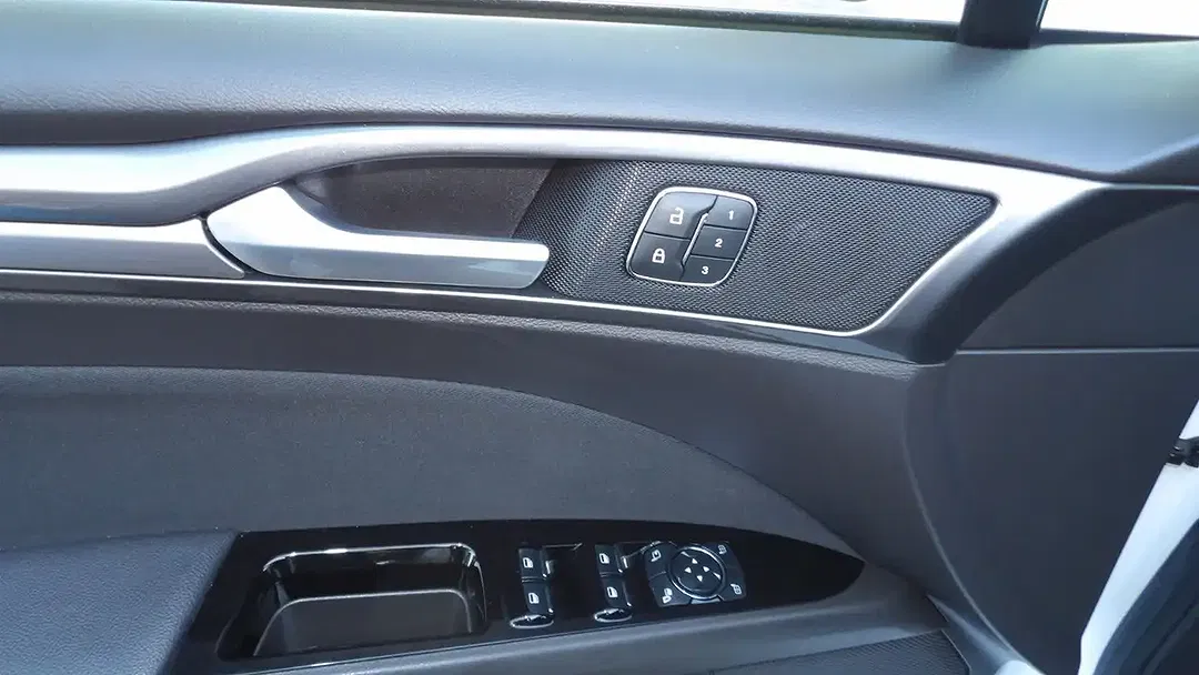 Ford Mondeo - Thumbnail 15