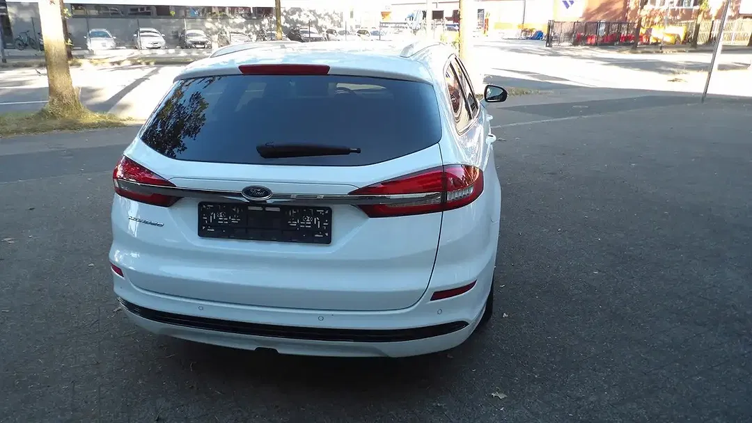Ford Mondeo - Thumbnail 5