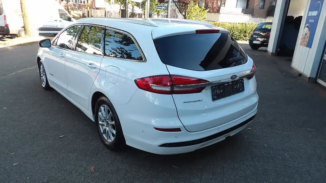 Ford Mondeo - Thumbnail 6