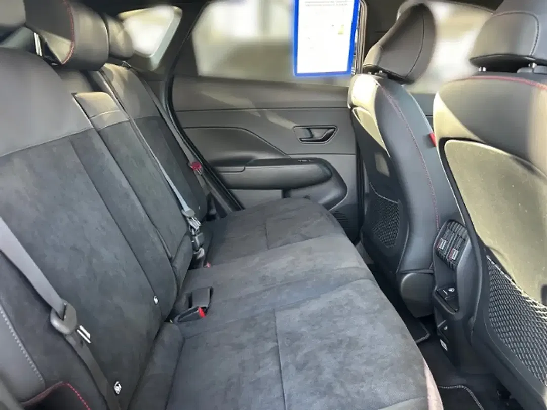 Hyundai KONA - Thumbnail 12