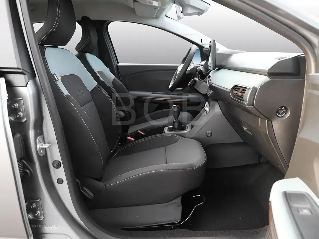 Dacia Sandero - Thumbnail 4