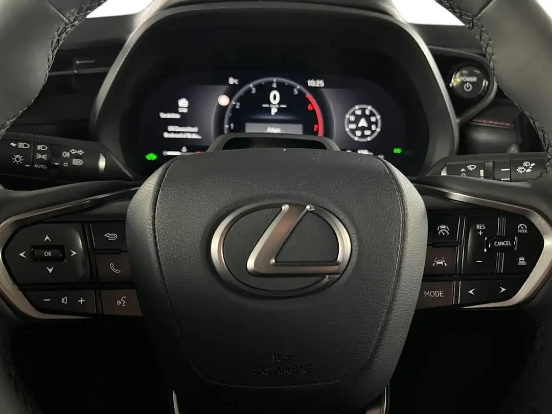 Lexus LBX - Thumbnail 14
