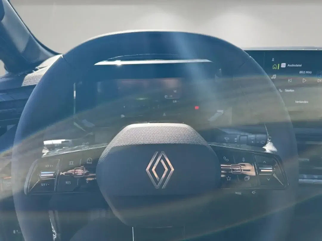 Renault Clio - Thumbnail 8