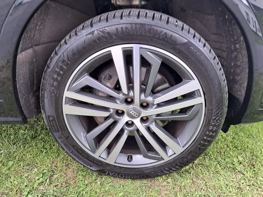 Audi Q5 - Thumbnail 11