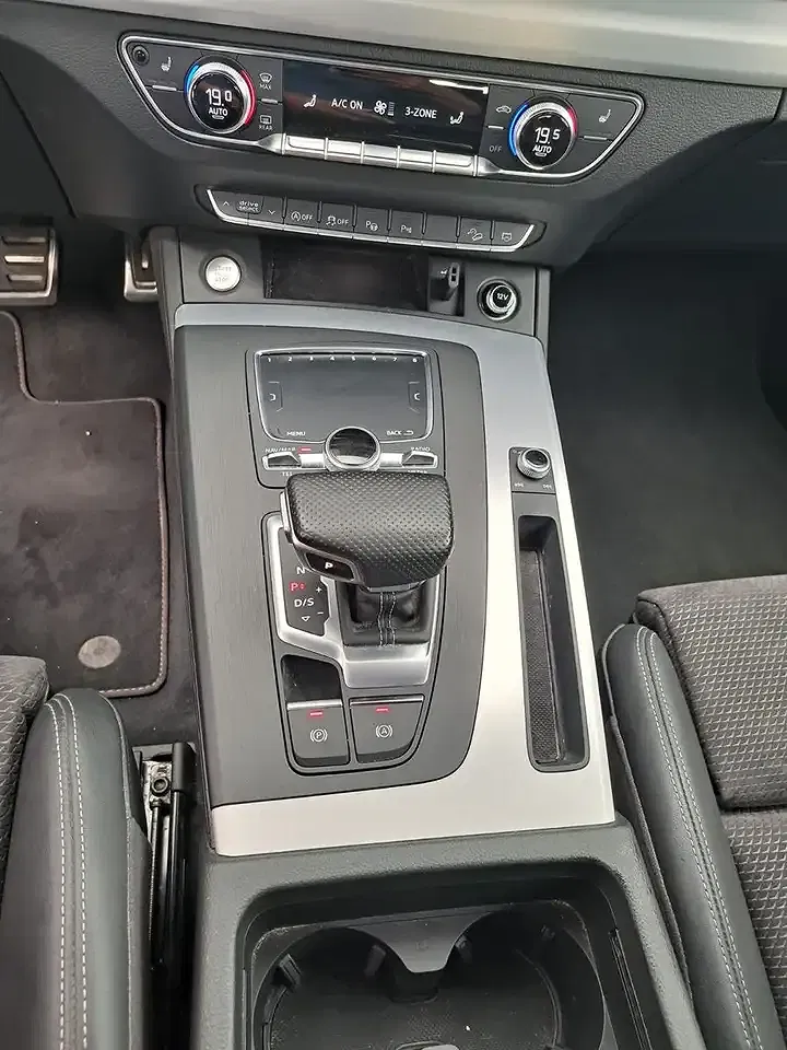 Audi Q5 - Thumbnail 12
