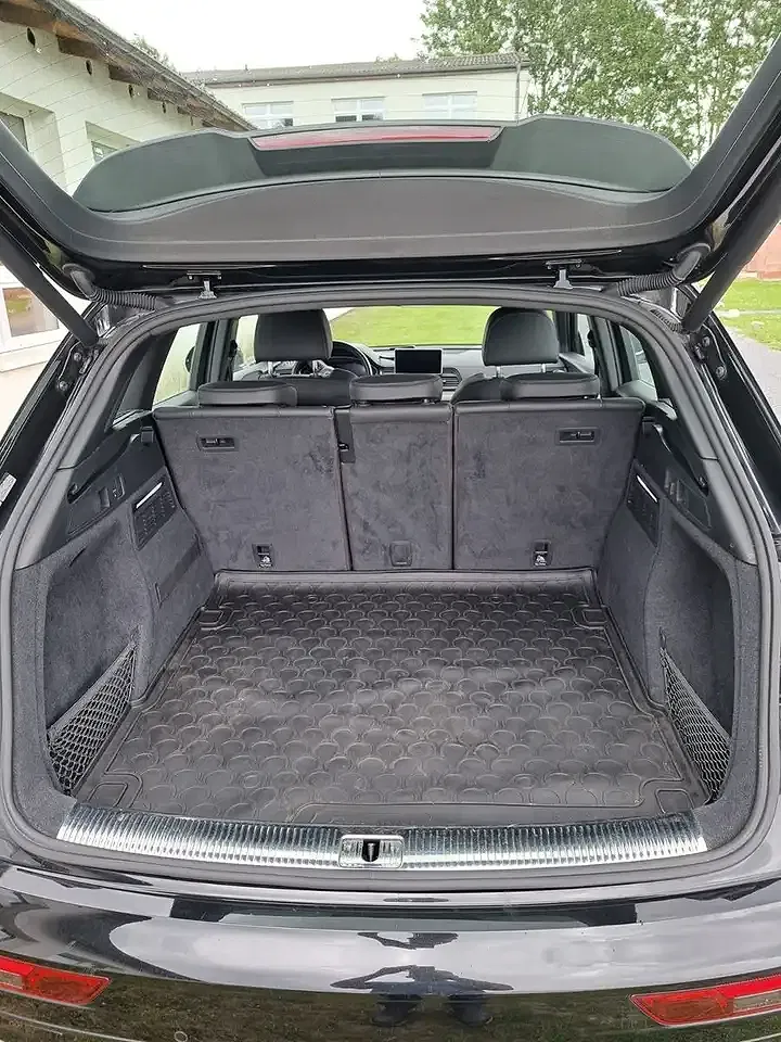 Audi Q5 - Thumbnail 6