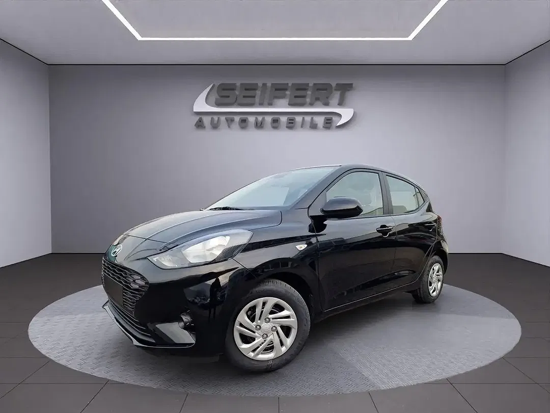Hyundai i10 - Thumbnail 1