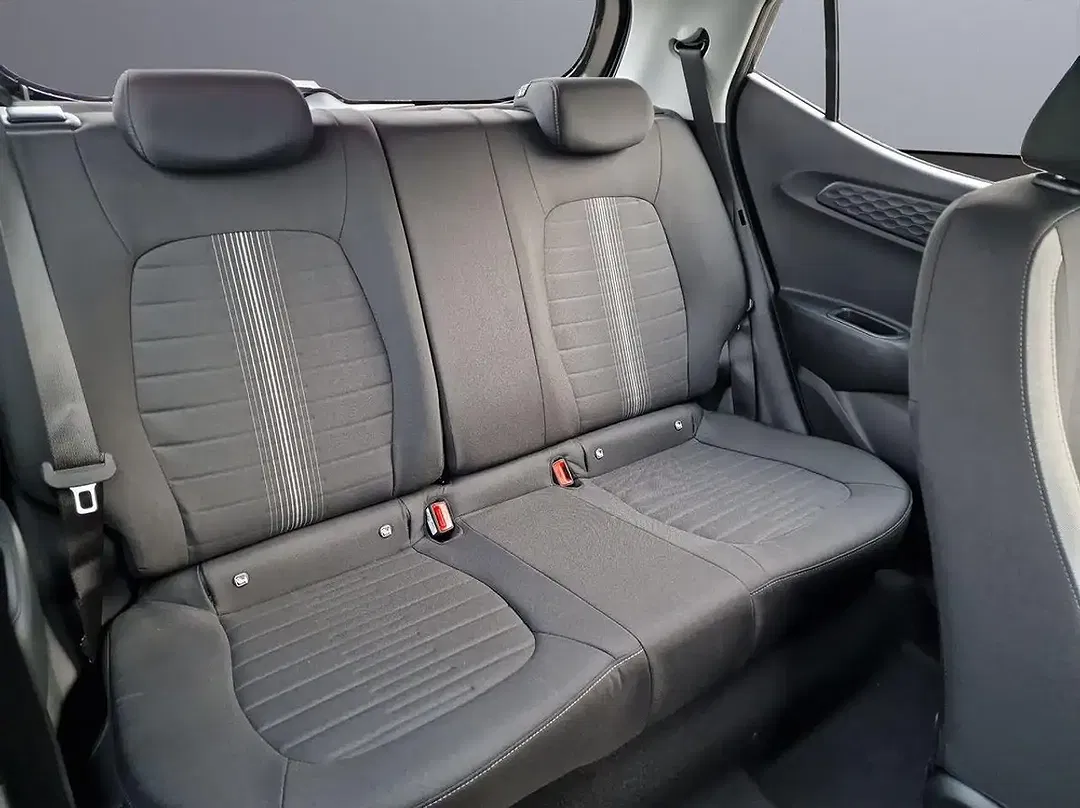 Hyundai i10 - Thumbnail 14
