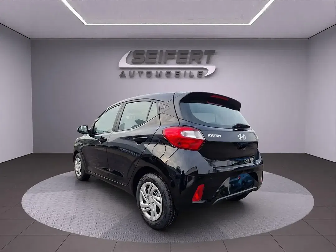 Hyundai i10 - Thumbnail 3