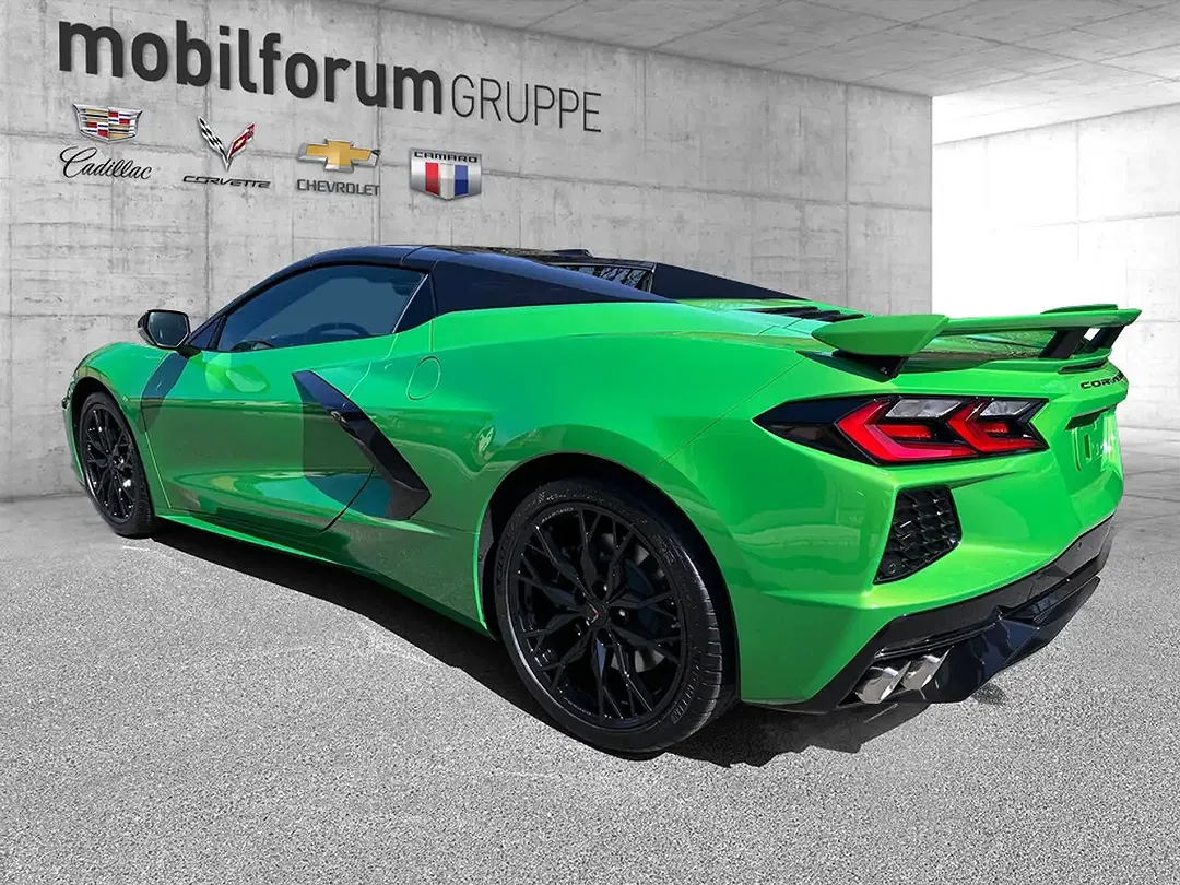 Corvette C8 - Thumbnail 3
