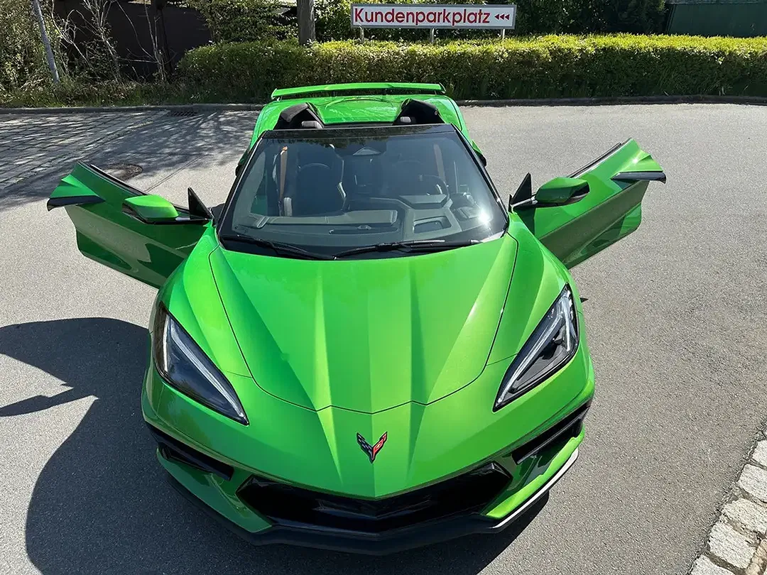 Corvette C8 - Thumbnail 7