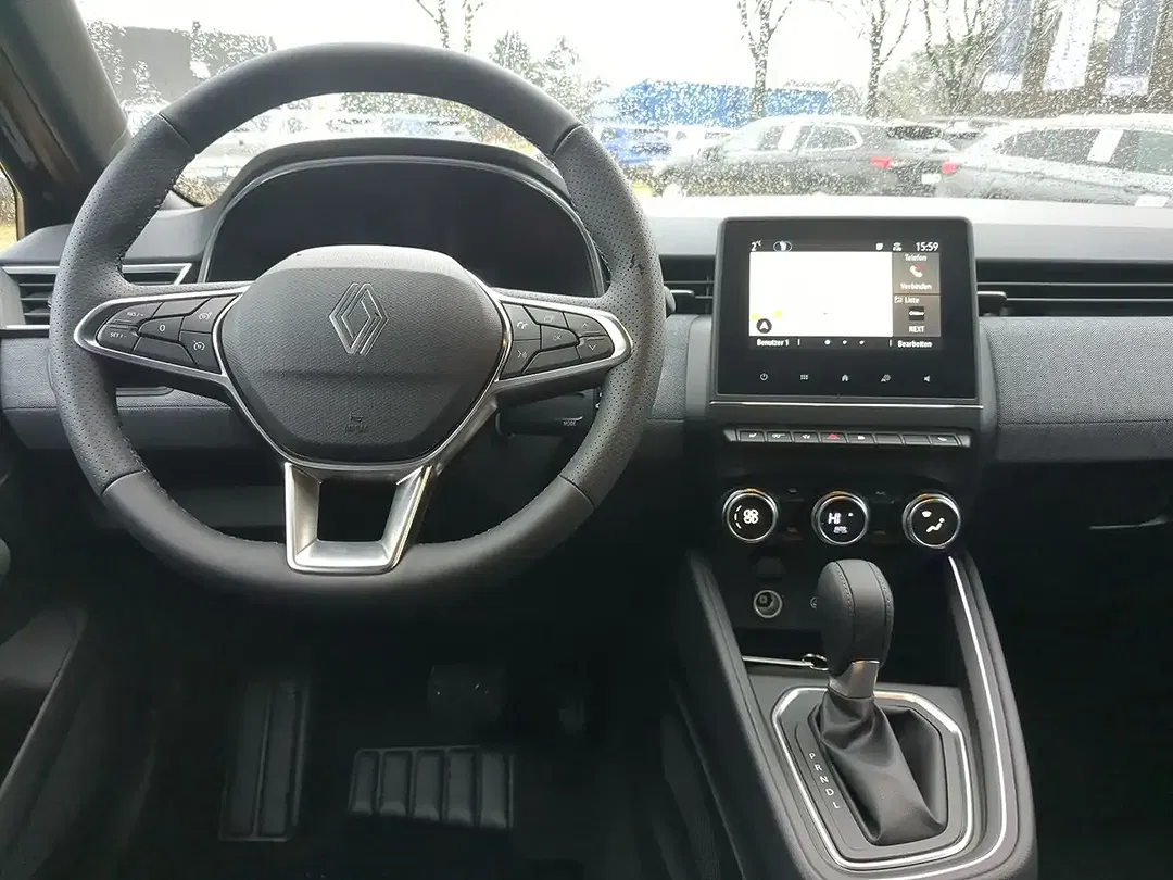 Renault Clio - Thumbnail 6