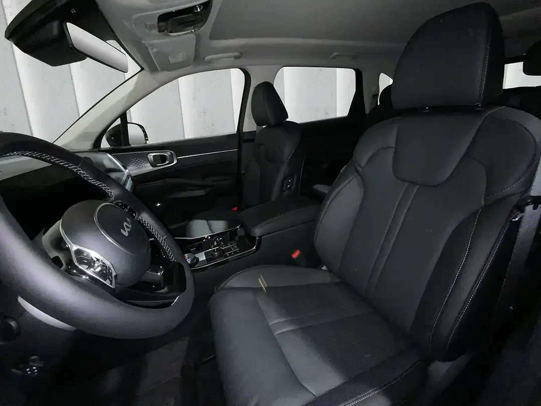 Kia Sorento - Thumbnail 10