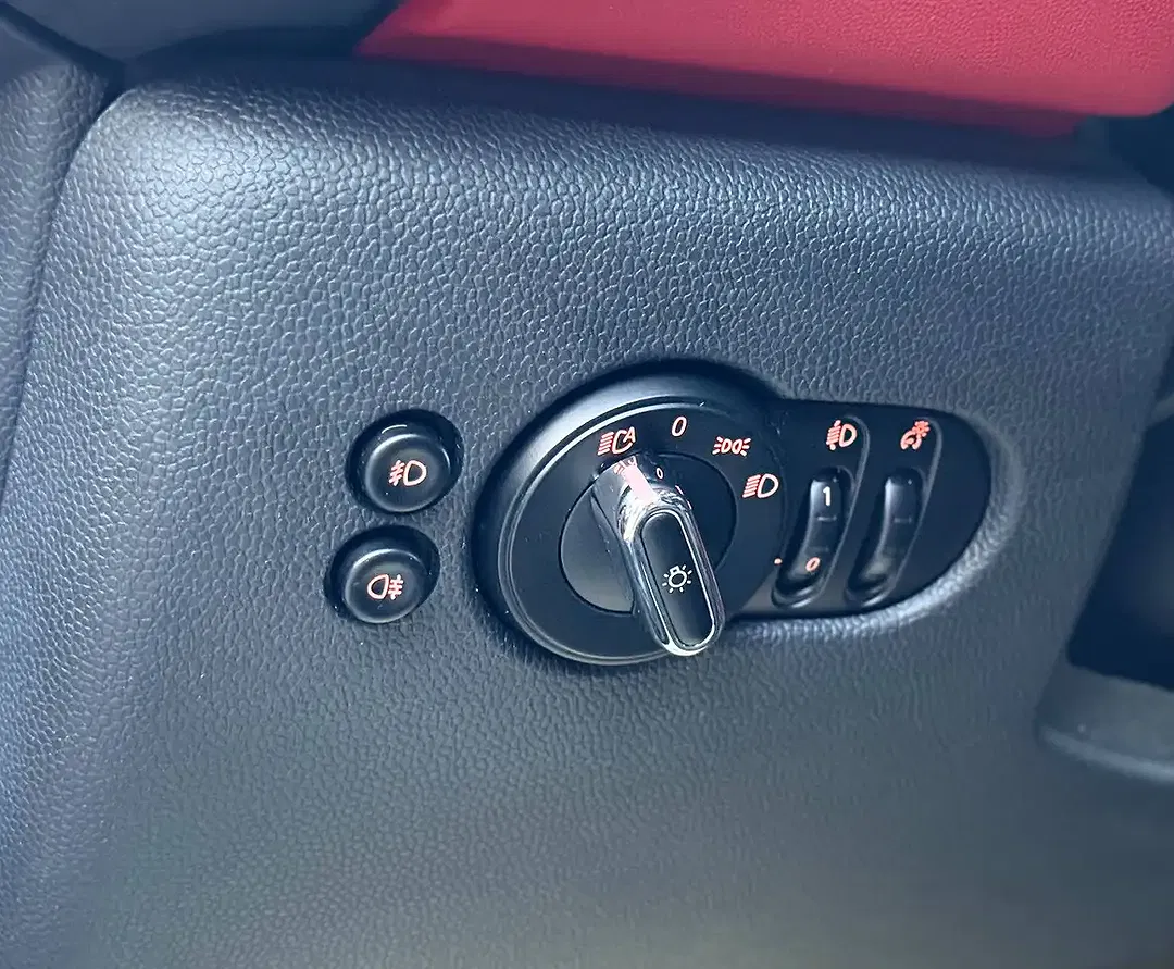MINI Cooper - Thumbnail 12