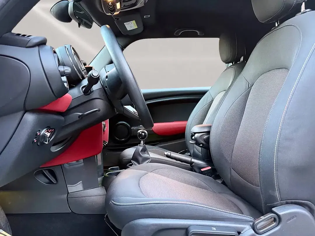 MINI Cooper - Thumbnail 13