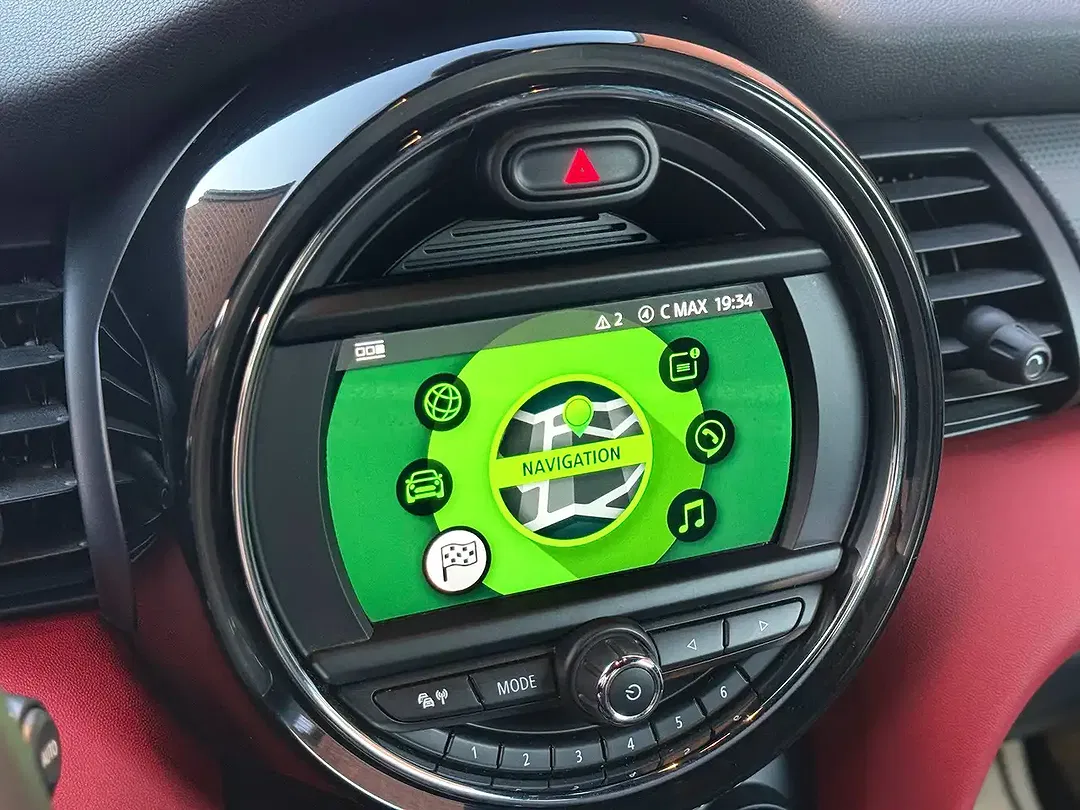 MINI Cooper - Thumbnail 15