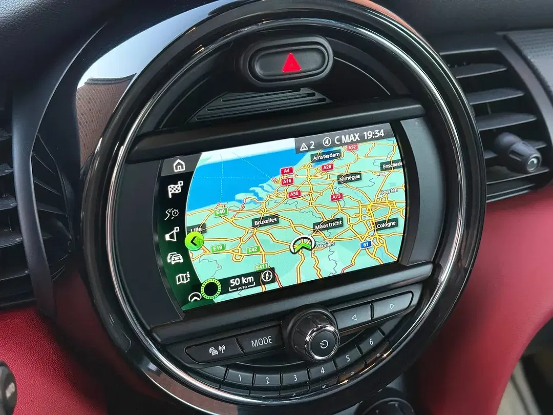 MINI Cooper - Thumbnail 16