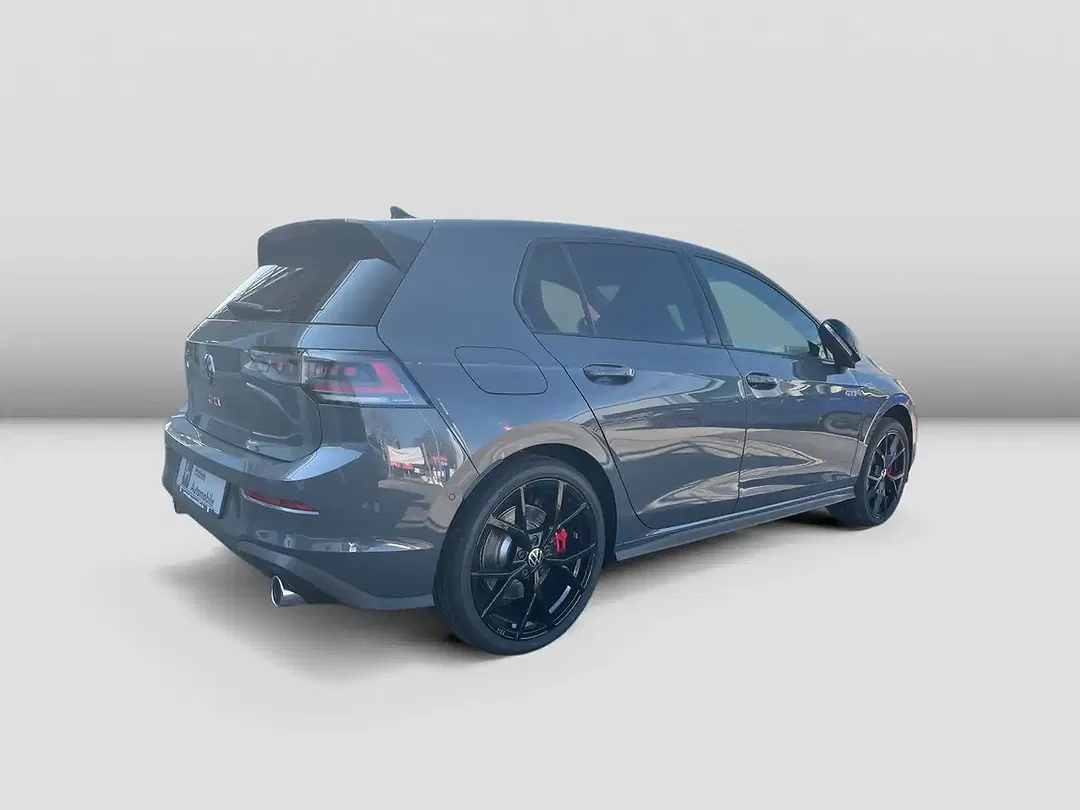 Volkswagen Golf GTI - Thumbnail 3