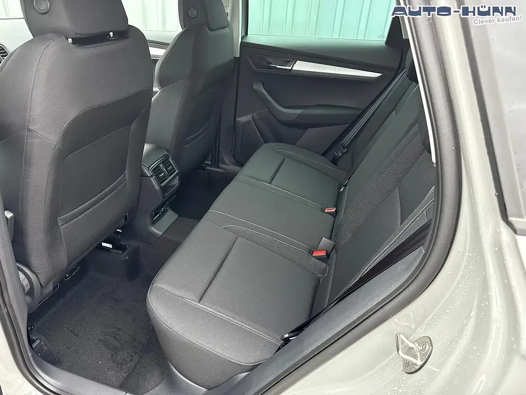 Skoda Karoq - Thumbnail 6