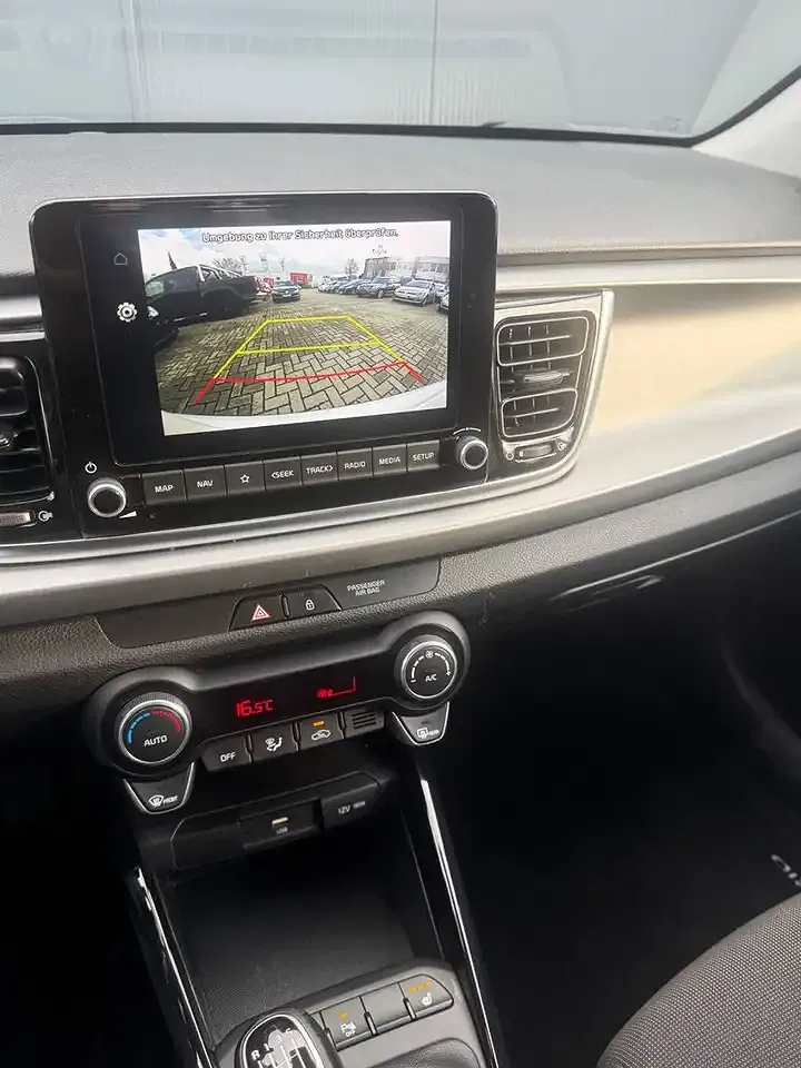 Kia Rio - Thumbnail 14