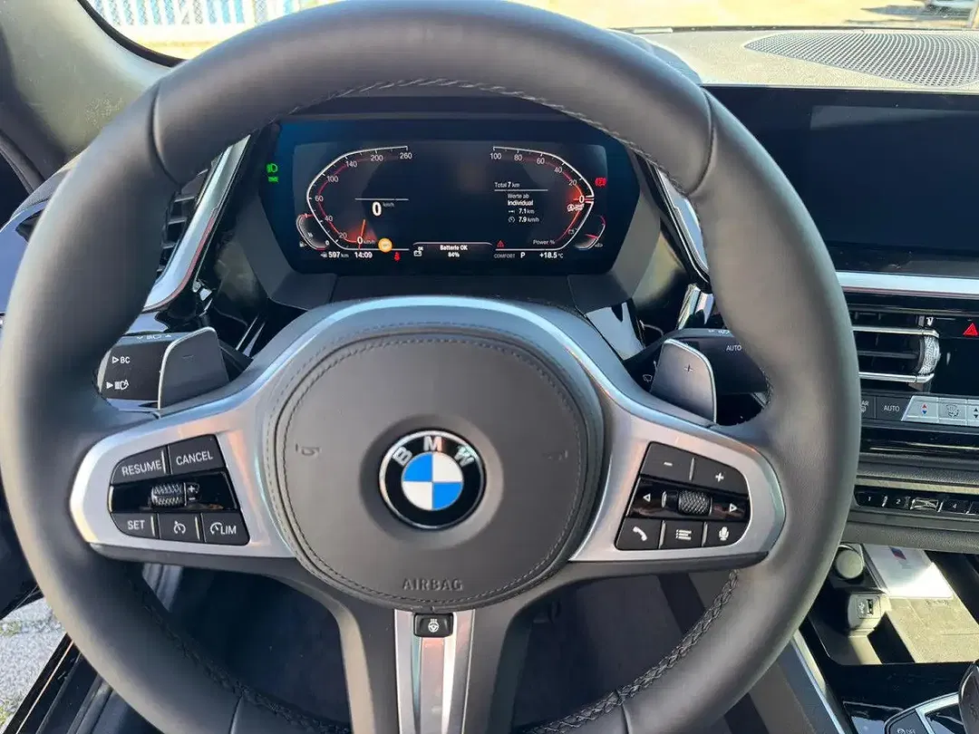 BMW Z4 - Thumbnail 9