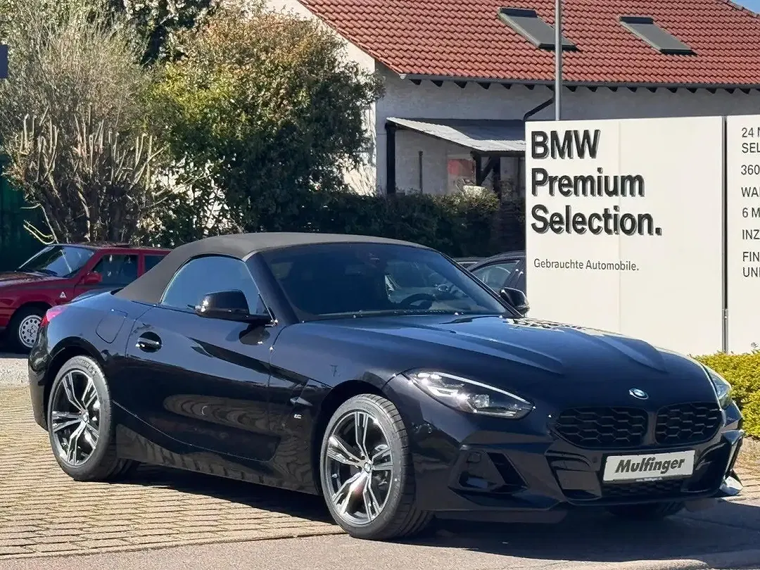 BMW Z4 - Thumbnail 2