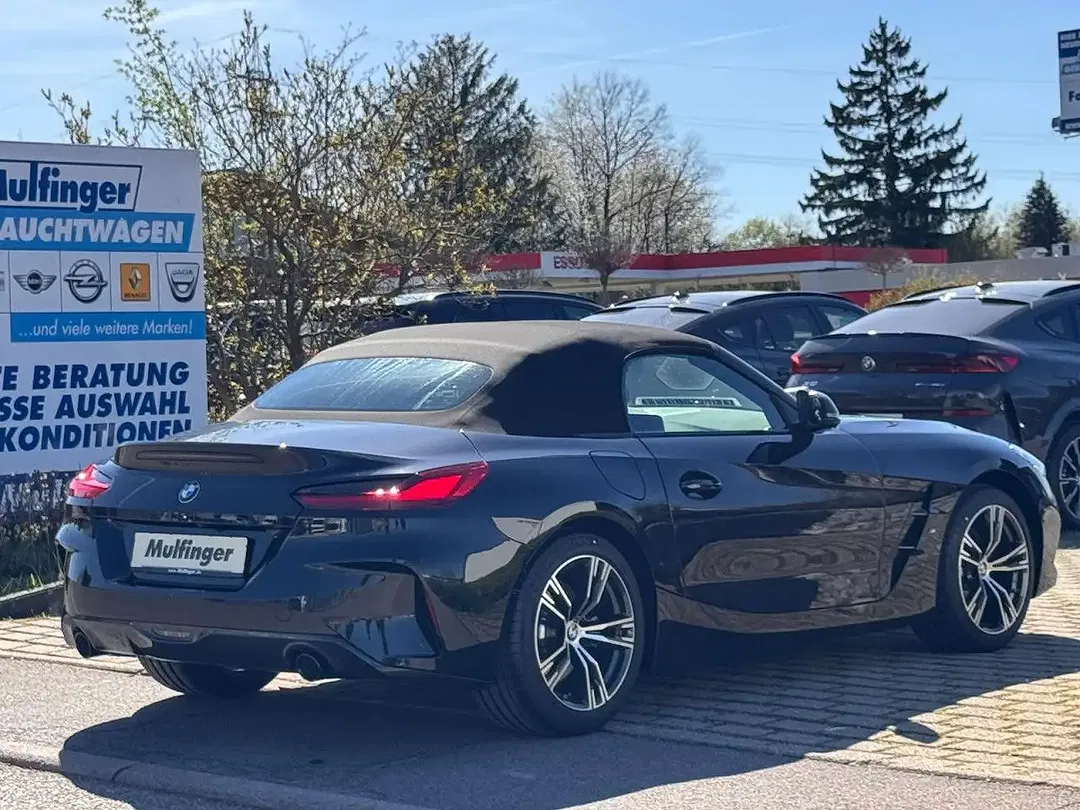 BMW Z4 - Thumbnail 5