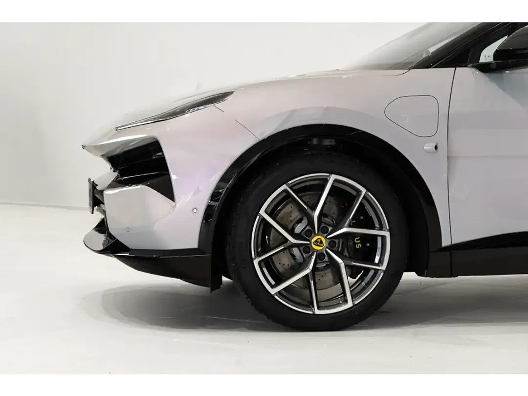 Lotus Eletre - Thumbnail 4