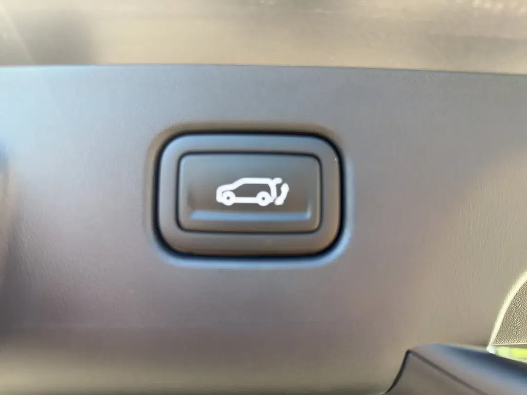 Kia EV4 - Thumbnail 13