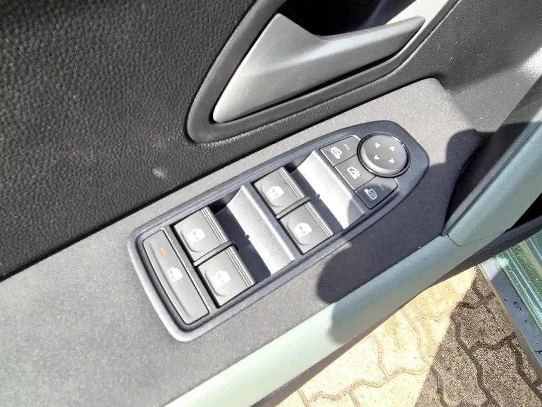 Dacia Duster - Thumbnail 14