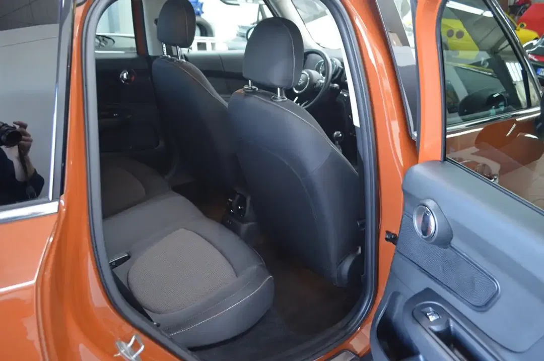 MINI One Countryman - Thumbnail 10