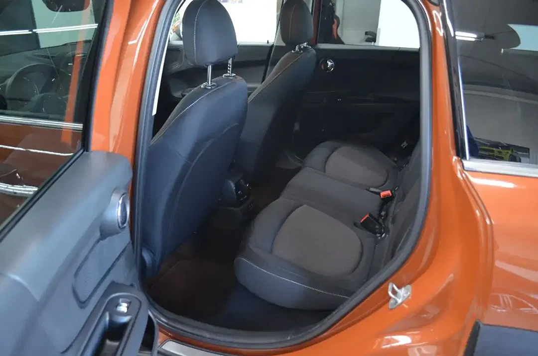 MINI One Countryman - Thumbnail 12