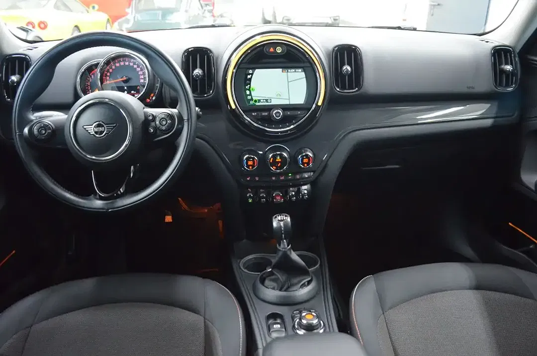 MINI One Countryman - Thumbnail 14