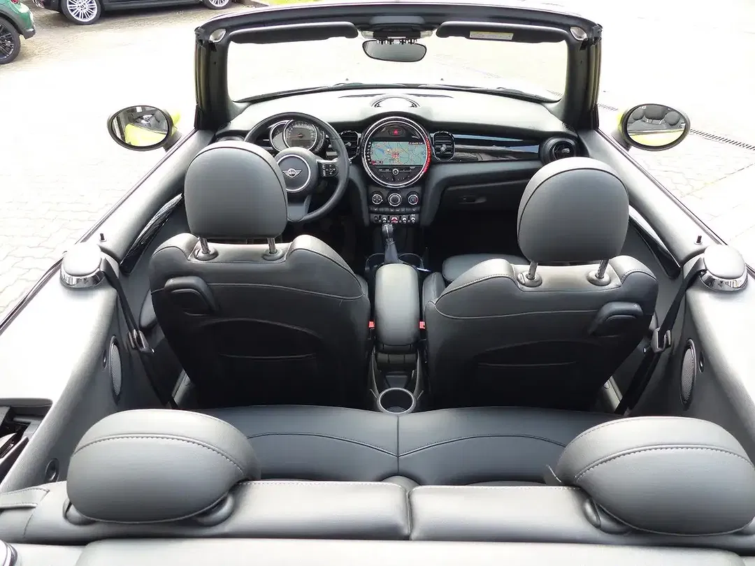 MINI One Cabrio - Thumbnail 14