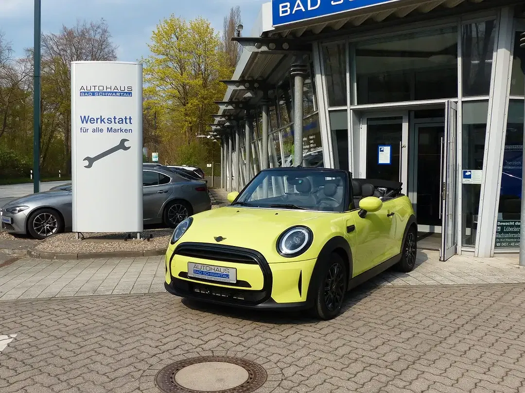 MINI One Cabrio - Thumbnail 5