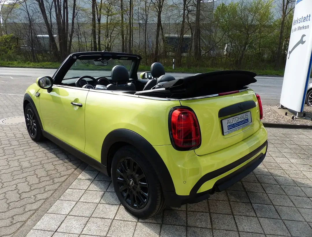 MINI One Cabrio - Thumbnail 7