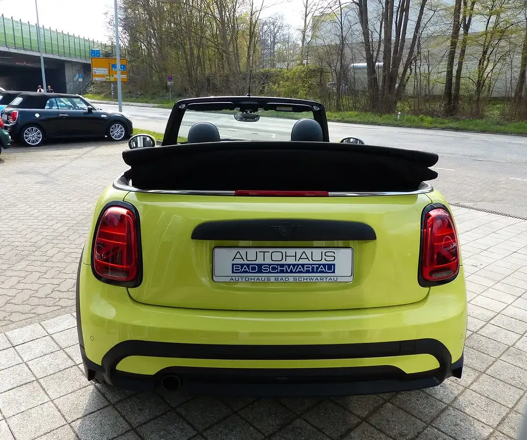 MINI One Cabrio - Thumbnail 8