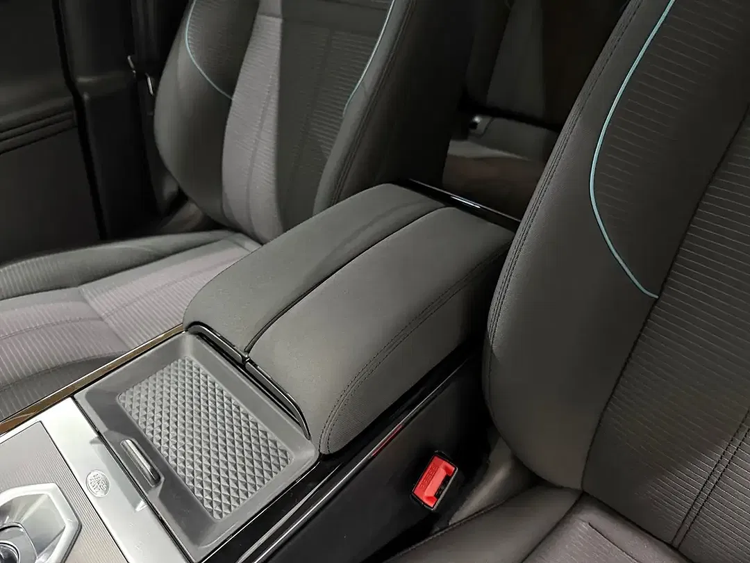 Land Rover Range Rover - Thumbnail 15