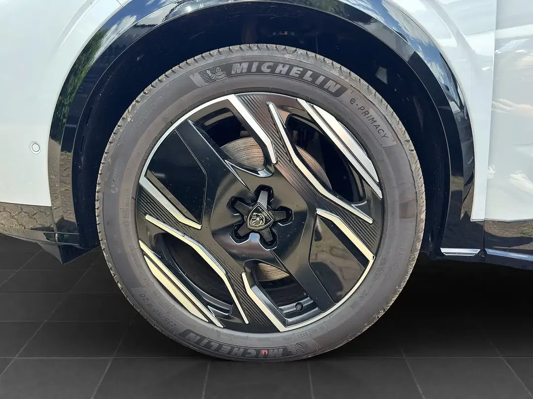 Peugeot 3008 - Thumbnail 6