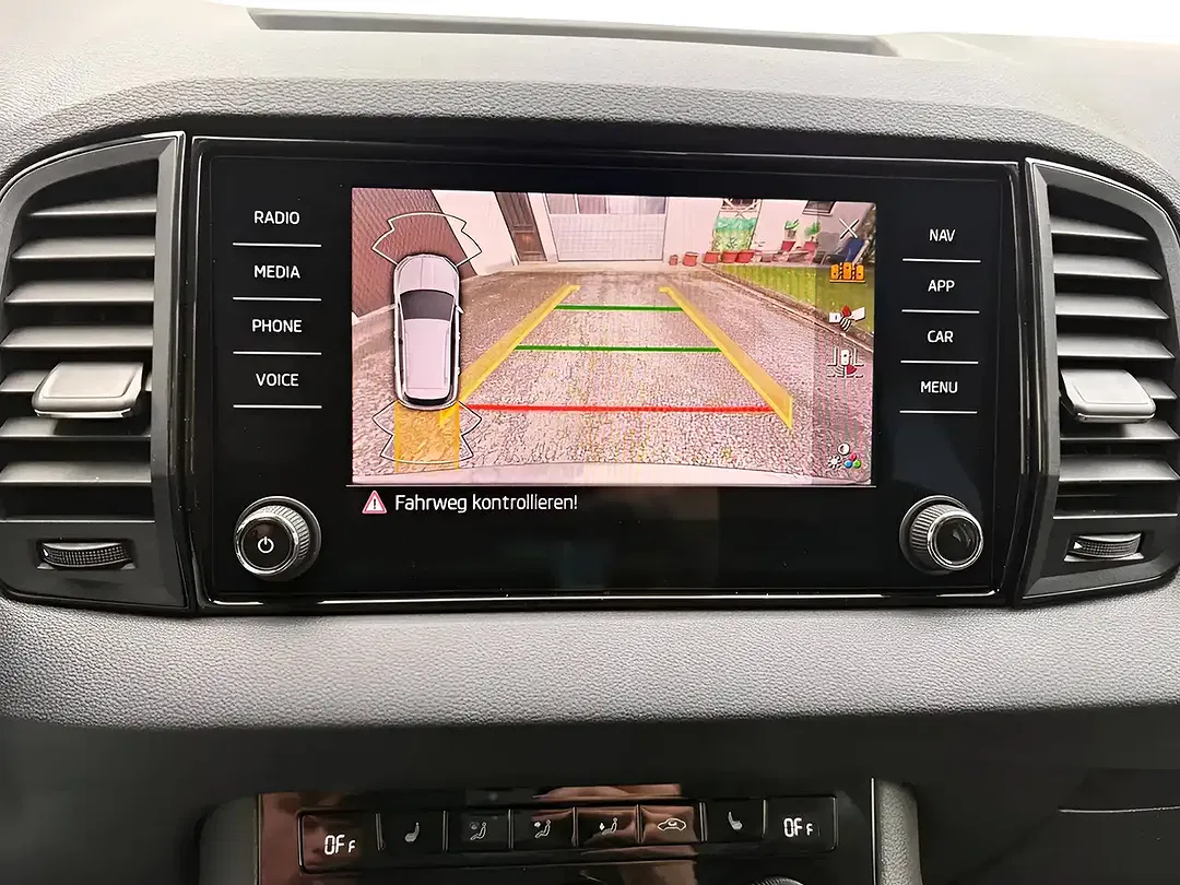 Skoda Karoq - Thumbnail 13