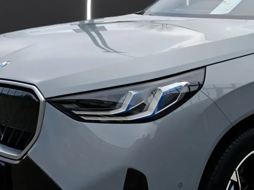 BMW X3 - Thumbnail 8