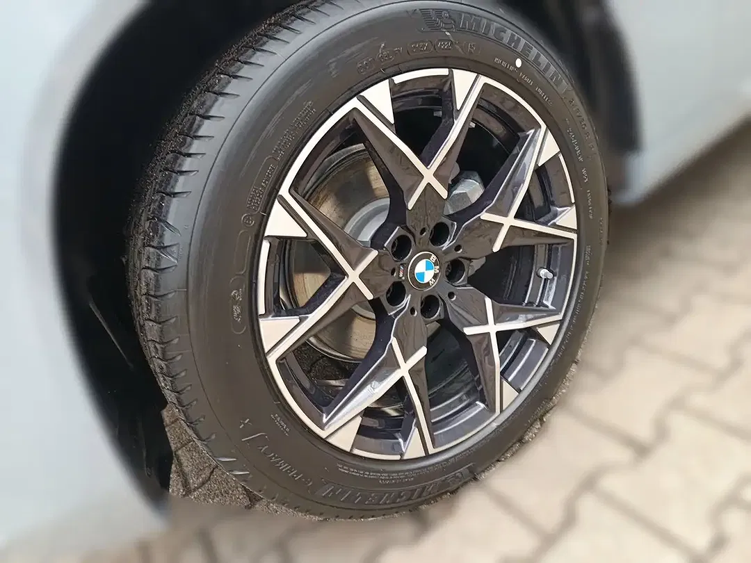 BMW X3 - Thumbnail 9