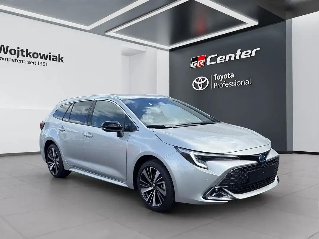Toyota Corolla - Thumbnail 5