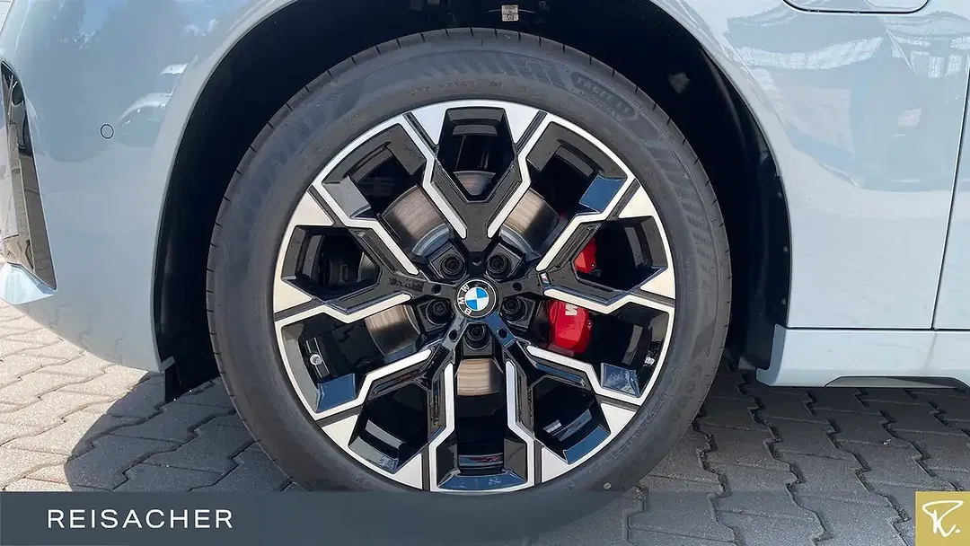 BMW X3 - Thumbnail 3